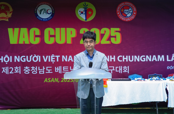 추영식 – 충청남도 외국인정책과 과장